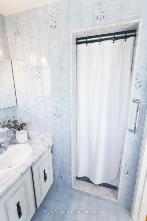 Photo 27 at 12 Pittmann Crescent, South West, Ajax