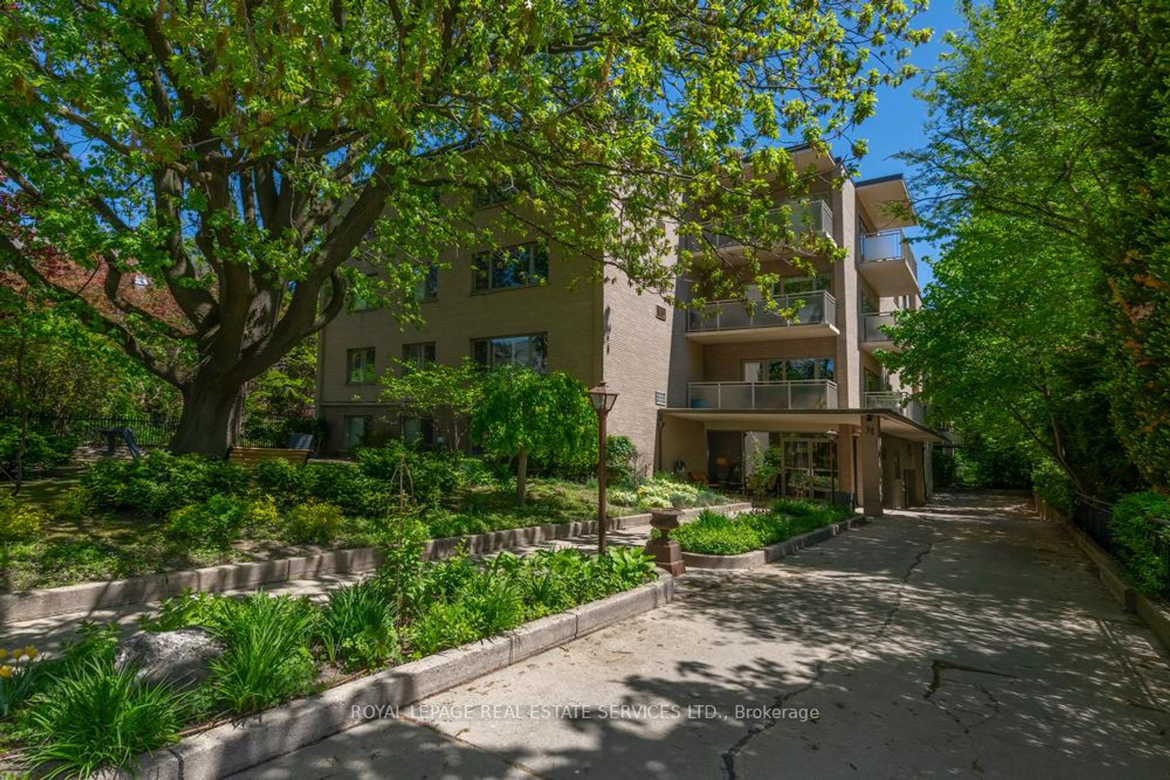103 - 31 Rosedale Road, Moore Park, Toronto 