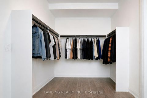 Photo 20 at 7 - 17 Greenbriar Road, Bayview Village, Toronto