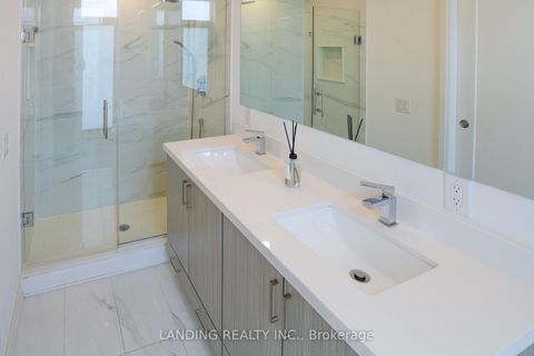 Photo 23 at 7 - 17 Greenbriar Road, Bayview Village, Toronto