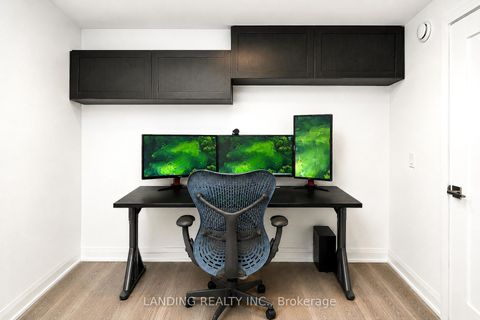 Photo 25 at 7 - 17 Greenbriar Road, Bayview Village, Toronto