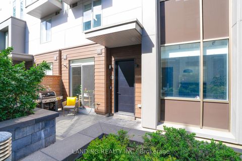 Photo 31 at 7 - 17 Greenbriar Road, Bayview Village, Toronto