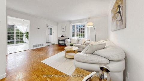 Photo 6 at 135 Avenue Road, North Richvale, Richmond Hill