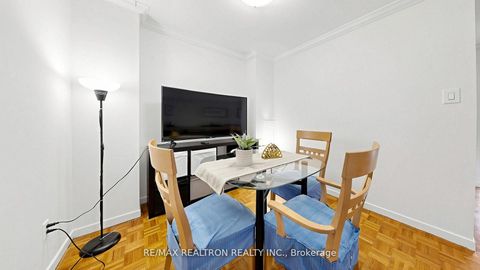 Photo 8 at 135 Avenue Road, North Richvale, Richmond Hill