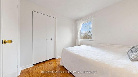 Photo 23 at 135 Avenue Road, North Richvale, Richmond Hill