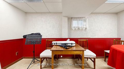 Photo 33 at 135 Avenue Road, North Richvale, Richmond Hill