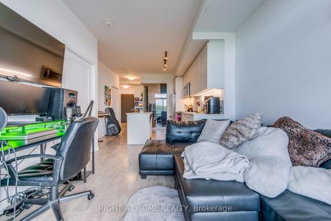 Photo 12 at 619 - 286 Main Street, Danforth, Toronto