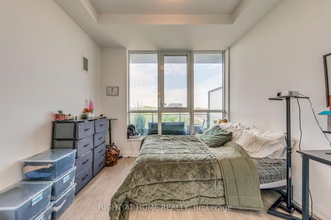 Photo 15 at 619 - 286 Main Street, Danforth, Toronto