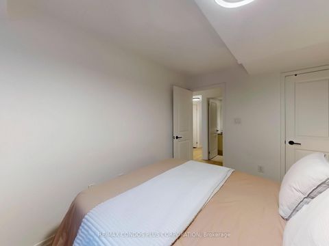 Photo 29 at 138 - 29 Florence Wyle Lane, South Riverdale, Toronto