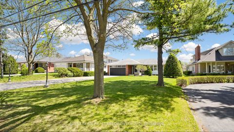 Photo 2 at 55 Sunvale Drive, Richview, Toronto