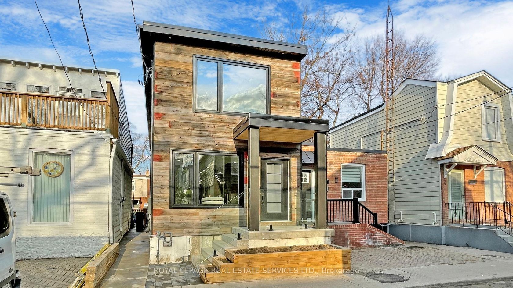 1073 Craven Road, Coxwell, Toronto 