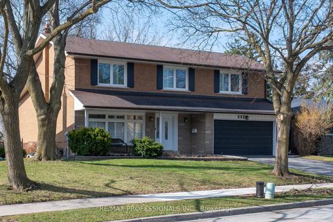 Photo 1 at 315 Markland Drive, Markland Wood, Toronto