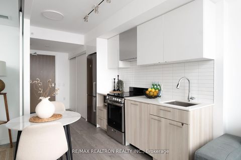Photo 3 at 3309 - 251 Jarvis Street, Yonge Corridor, Toronto