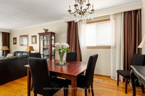 Photo 9 at 267 Horsham Avenue, Willowdale West, Toronto