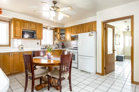 Photo 11 at 267 Horsham Avenue, Willowdale West, Toronto