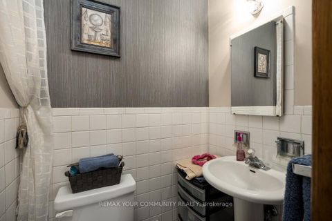 Photo 15 at 267 Horsham Avenue, Willowdale West, Toronto