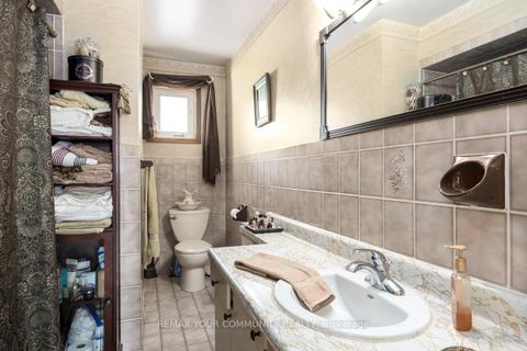 Photo 20 at 267 Horsham Avenue, Willowdale West, Toronto