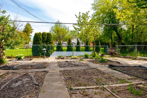 Photo 30 at 267 Horsham Avenue, Willowdale West, Toronto