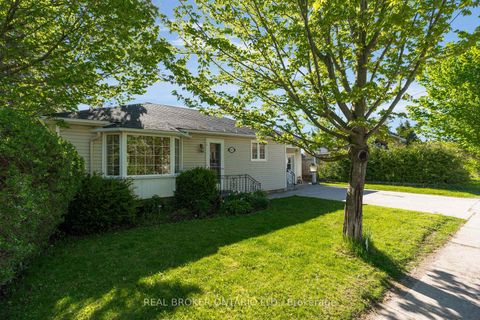 Photo 1 at 145 Collingwood Street, Creemore, Clearview
