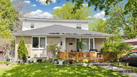 Photo 0 at 46 Collins Crescent, Aurora Heights, Aurora