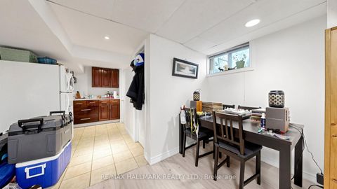 Photo 24 at 46 Collins Crescent, Aurora Heights, Aurora