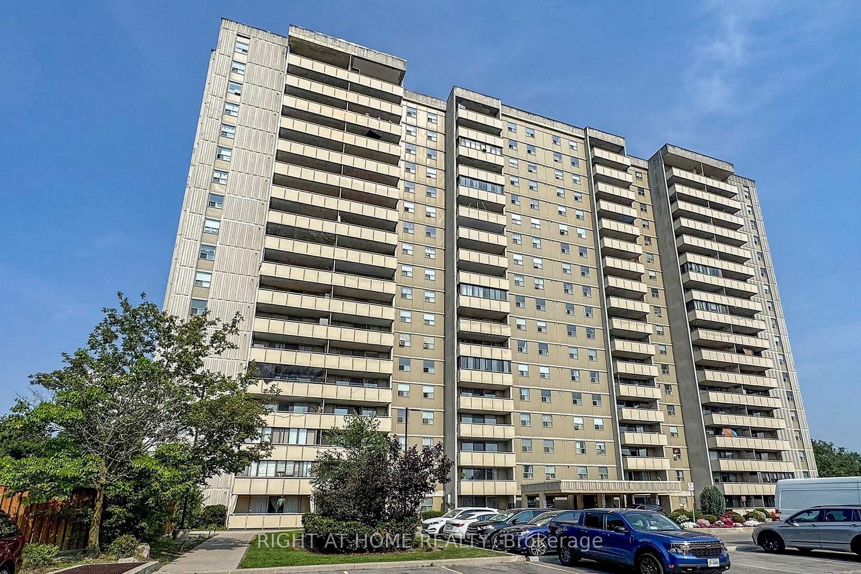 702 - 1338 York Mills Road, Donalda, Toronto 