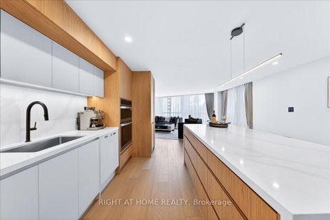 Photo 8 at 501 - 85 Skymark Drive, Hillcrest Village, Toronto