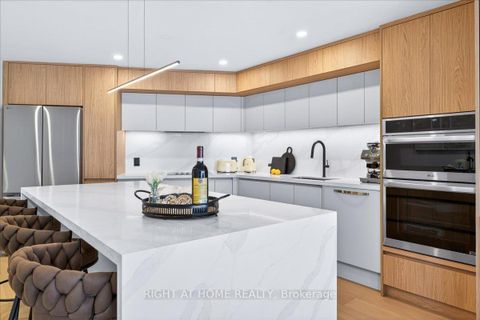 Photo 10 at 501 - 85 Skymark Drive, Hillcrest Village, Toronto