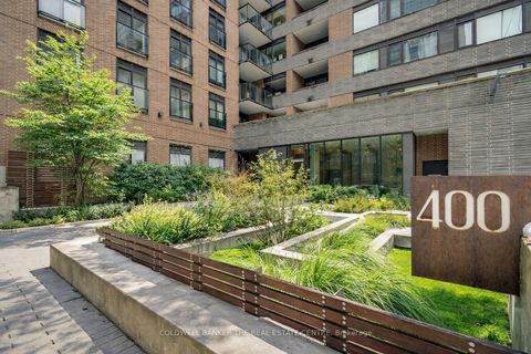 Photo 1 at 802 - 400 Wellington Street W, Waterfront Communities C1, Toronto