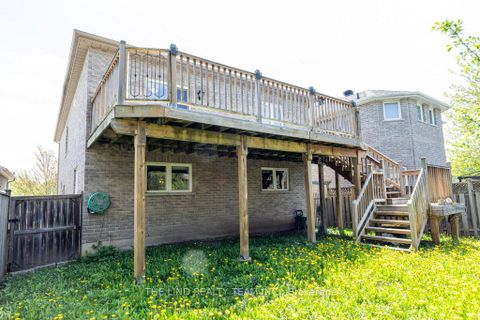 Photo 7 at 61 Mcintyre Drive, Ardagh, Barrie