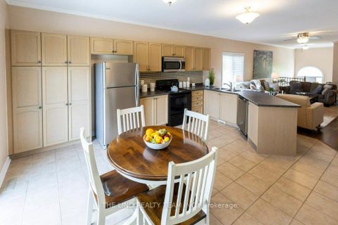 Photo 18 at 61 Mcintyre Drive, Ardagh, Barrie