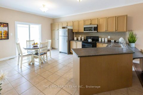 Photo 22 at 61 Mcintyre Drive, Ardagh, Barrie