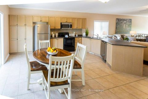 Photo 24 at 61 Mcintyre Drive, Ardagh, Barrie