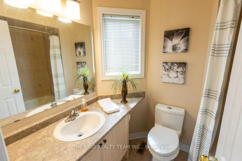 Photo 33 at 61 Mcintyre Drive, Ardagh, Barrie
