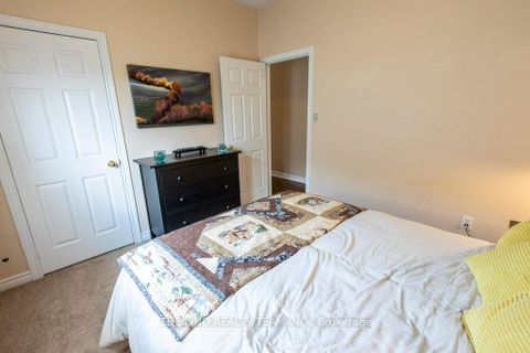 Photo 36 at 61 Mcintyre Drive, Ardagh, Barrie