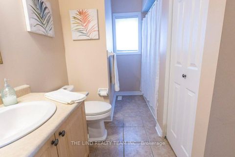 Photo 38 at 61 Mcintyre Drive, Ardagh, Barrie