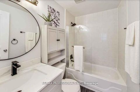 Photo 16 at 105 - 412 Jarvis Street, Yonge Corridor, Toronto