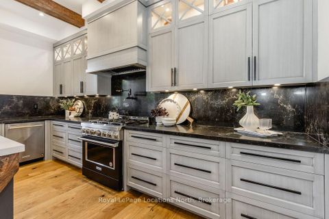 Photo 16 at 22 EAST JOHN Street, Cookstown, Innisfil