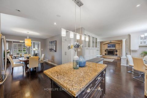 Photo 8 at 20286 Yonge Street, Holland Landing, East Gwillimbury