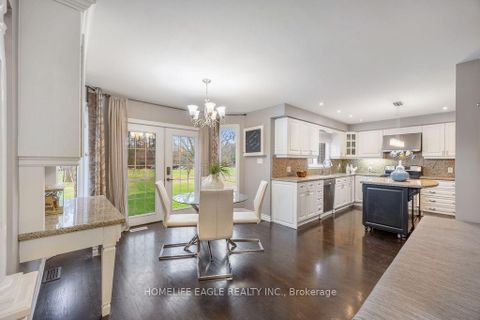 Photo 10 at 20286 Yonge Street, Holland Landing, East Gwillimbury