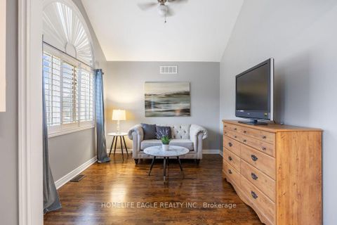 Photo 16 at 20286 Yonge Street, Holland Landing, East Gwillimbury