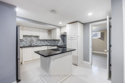 Photo 26 at 20286 Yonge Street, Holland Landing, East Gwillimbury