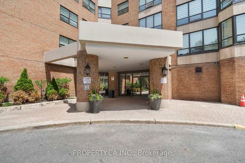 Photo 1 at 101 - 7601 Bathurst Street, Yorkhill, Vaughan