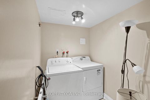 Photo 9 at 101 - 7601 Bathurst Street, Yorkhill, Vaughan