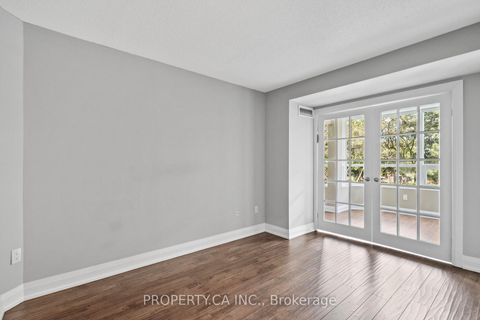 Photo 17 at 101 - 7601 Bathurst Street, Yorkhill, Vaughan