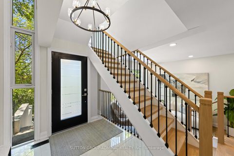 Photo 7 at 35 Beechwood Drive, Broadview North, Toronto