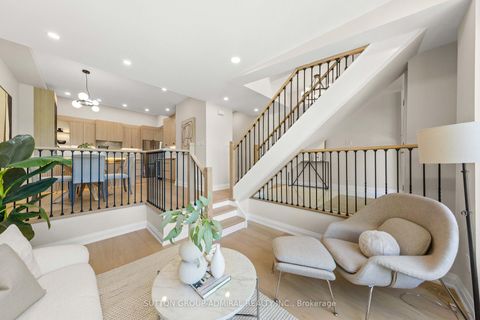Photo 11 at 35 Beechwood Drive, Broadview North, Toronto