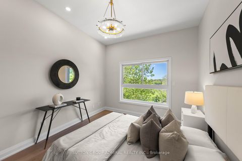 Photo 24 at 35 Beechwood Drive, Broadview North, Toronto