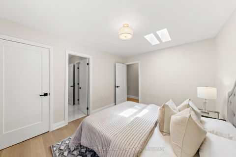 Photo 27 at 35 Beechwood Drive, Broadview North, Toronto