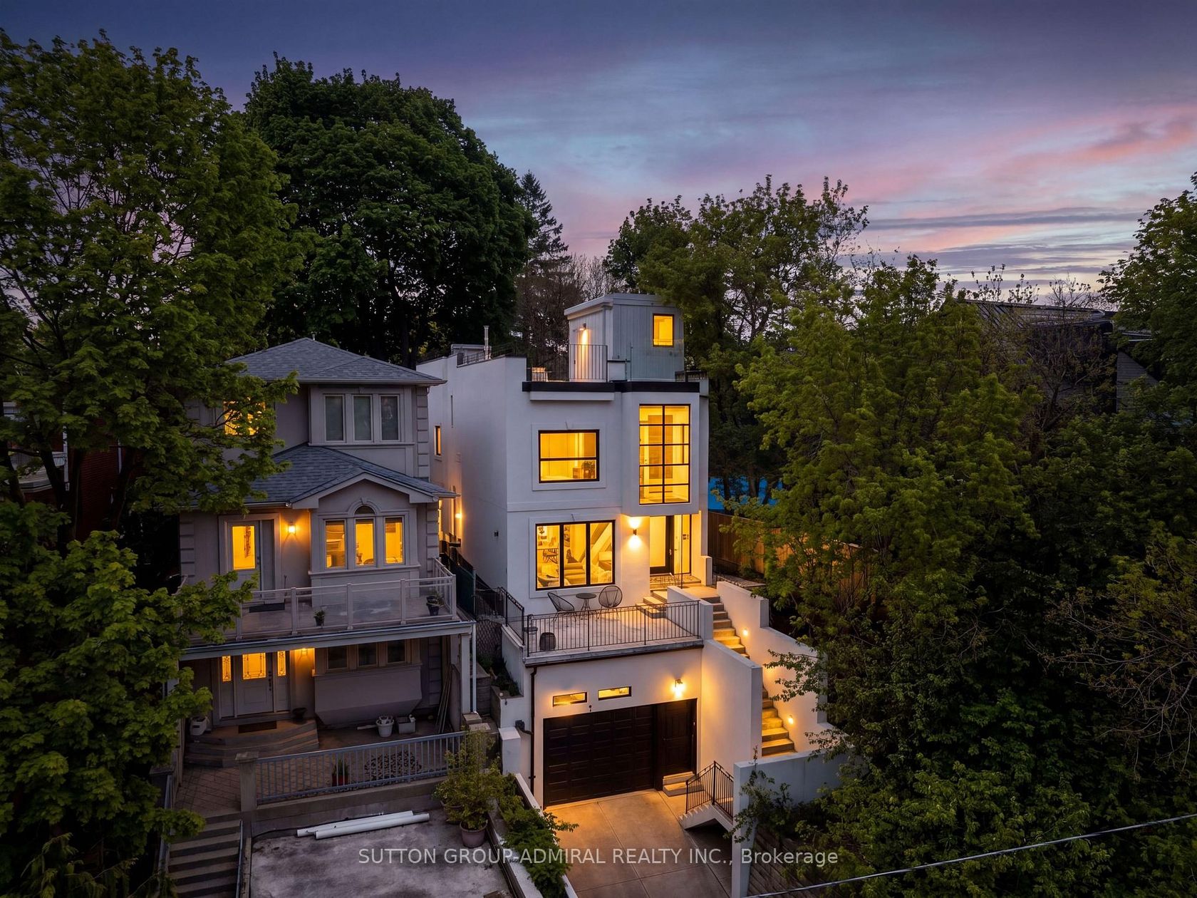 35 Beechwood Drive, Broadview North, Toronto 